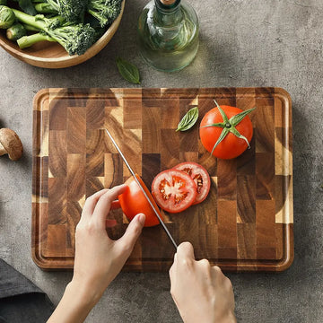 Premium Acacia Wood Cutting Board – 35cm x 25cm